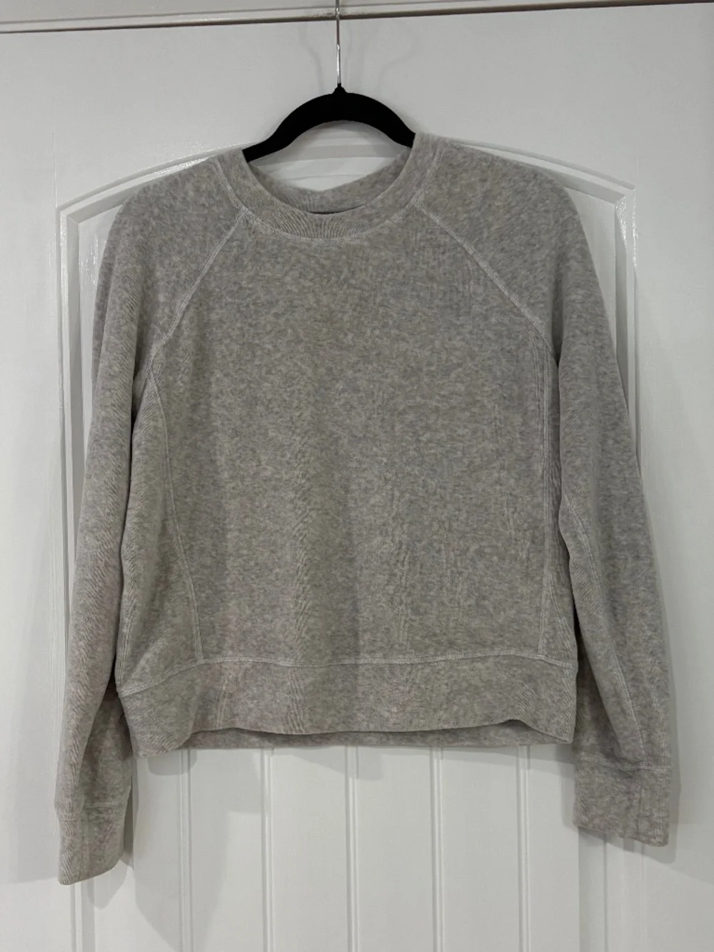 Lululemon Every Moment Crew Heathered Core Ultra Light Grey